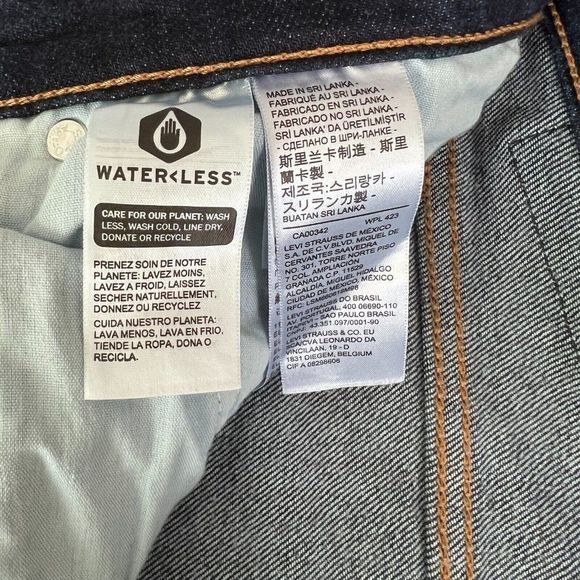 NWT $79 Levi's Ribcage Jeans Size 30x27 Distressed Straight Ankle Button Fly - Picture 9 of 9